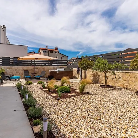 Sabena With Private Whirlpool