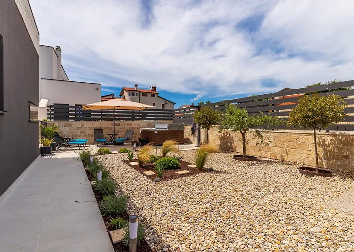 Sabena With Private Whirlpool Пореч