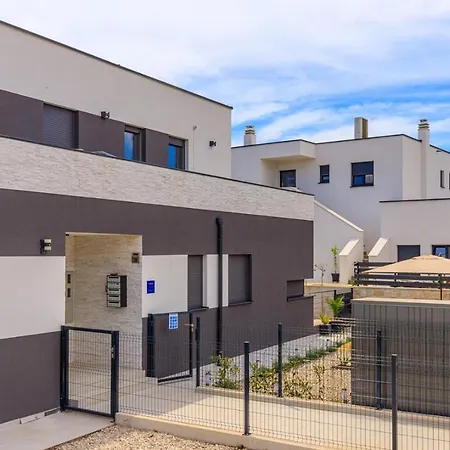 Sabena With Private Whirlpool Appartement *