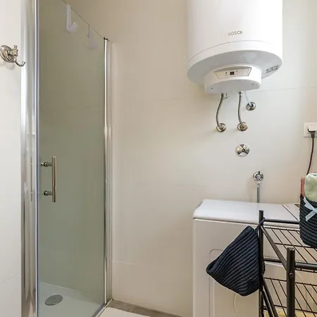 Sabena With Private Whirlpool Appartement Poreč