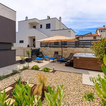 Sabena With Private Whirlpool アパート ポレッチ