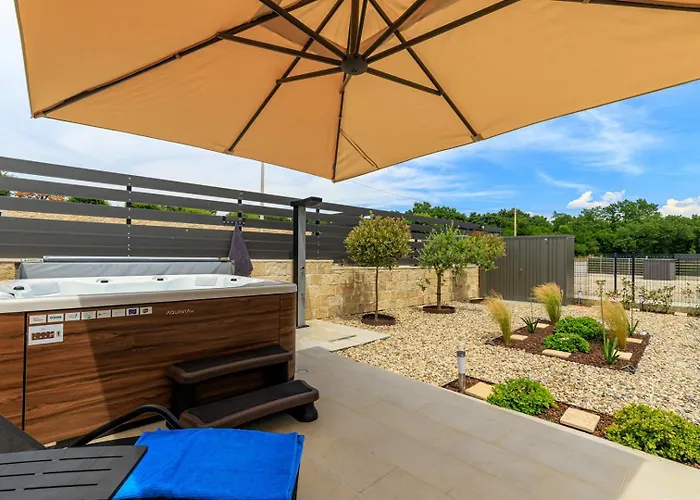 Sabena With Private Whirlpool * 波雷奇